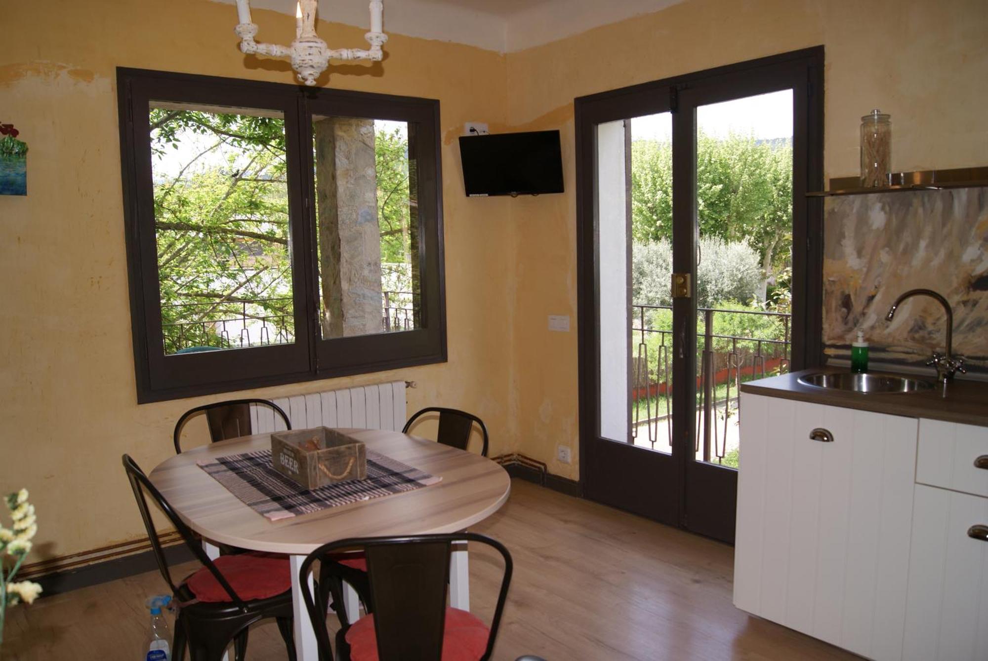 Apartamento Con Encanto L'Estany 2 Banyoles Exterior photo